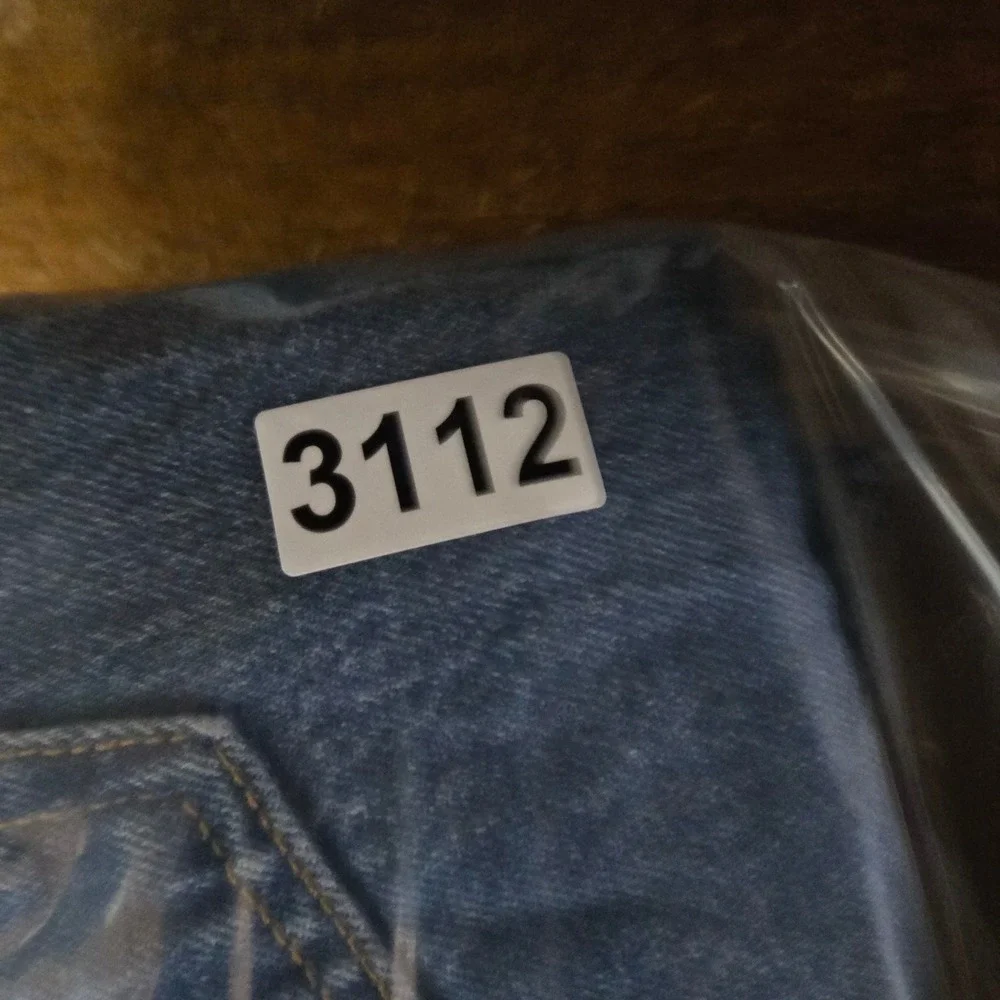 Vintage Levi's 501 Jeans Mens 32x30 Blue Denim 90s Made in USA Button Fly